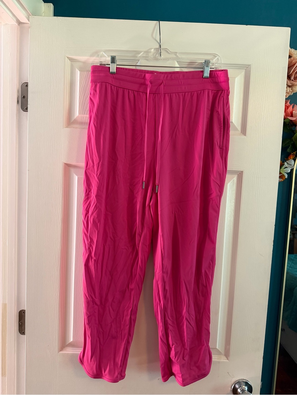 Halara Mid Rise Drawstring Curved Hem Quick Dry Golf Tapered Pants Pockets NWOT